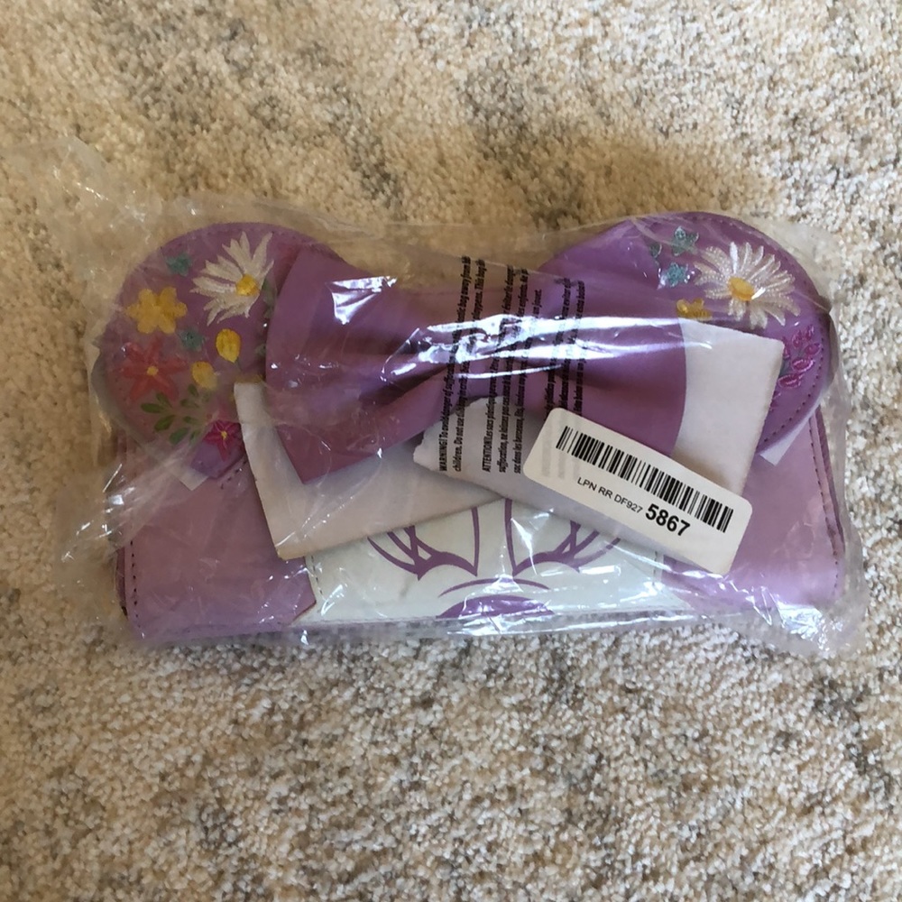 NWT Loungefly Minnie Mouse Flower Wallet - Picture 5 of 5